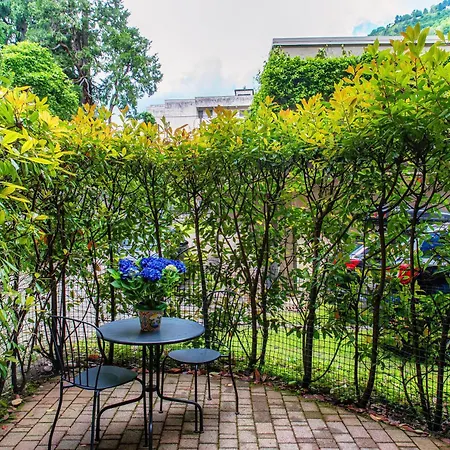 Annalisa - Downtown Como